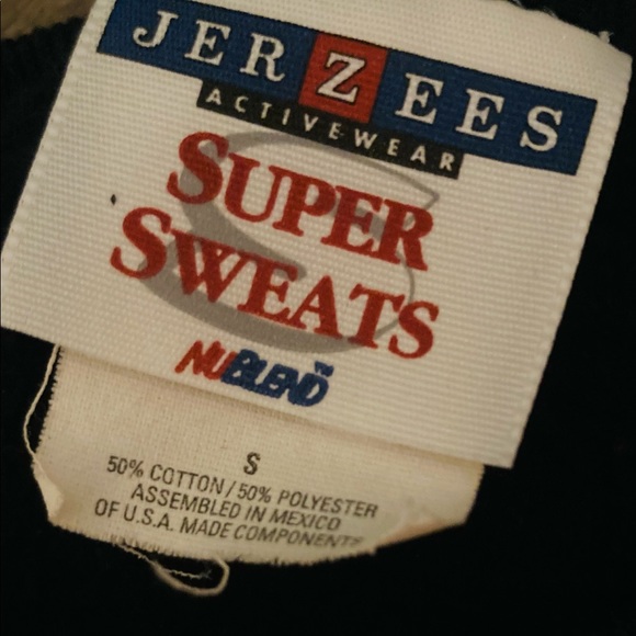 Sweater 🔥 - Picture 2 of 2